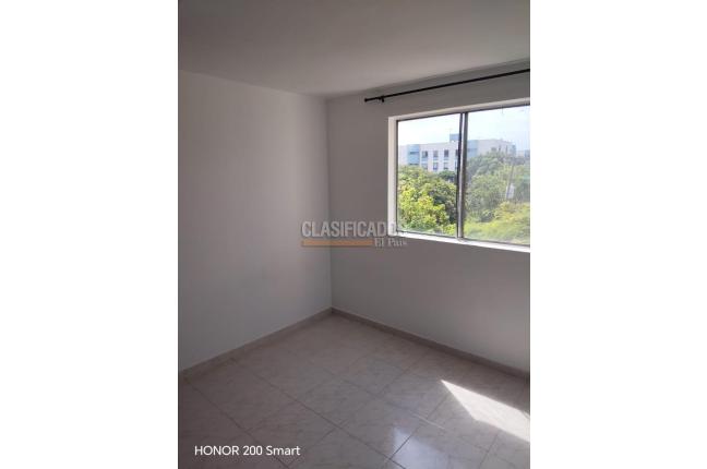 Apartamentos, Alquiler, Colseguros - $1.400.000