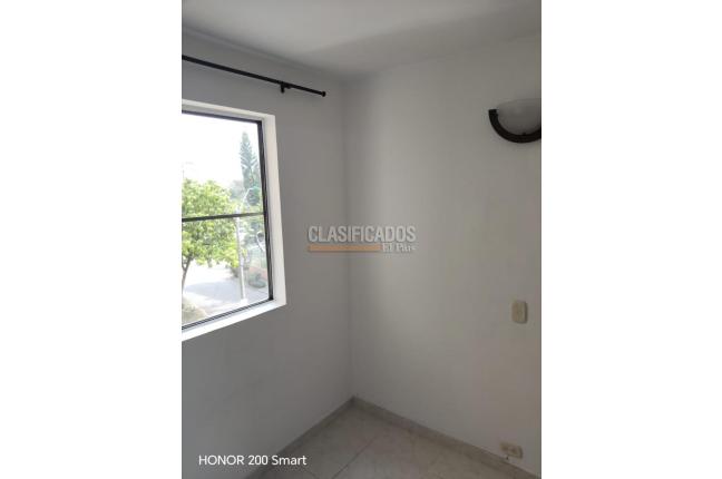 Apartamentos, Alquiler, Colseguros - $1.400.000