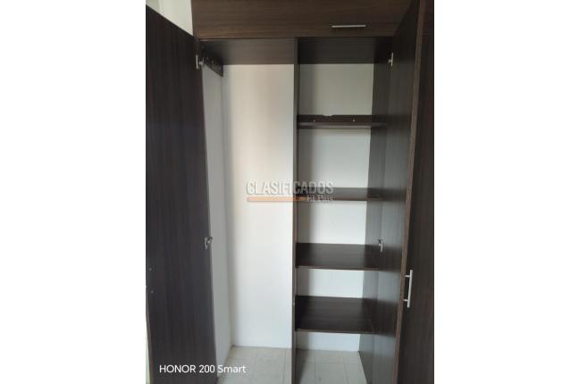 Apartamentos, Alquiler, Colseguros - $1.400.000
