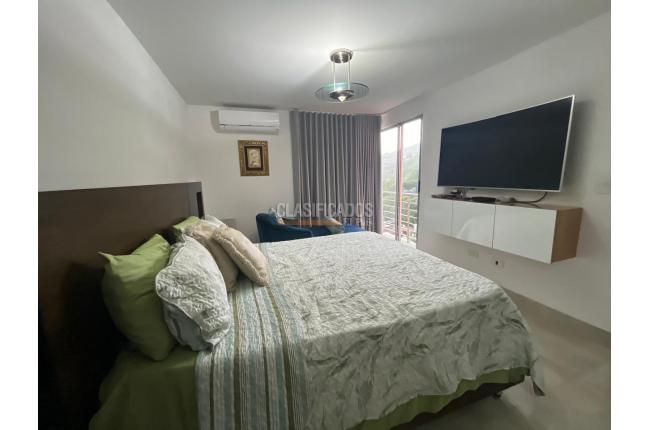 Apartamentos, Venta, Santa Isabel - $750.000.000