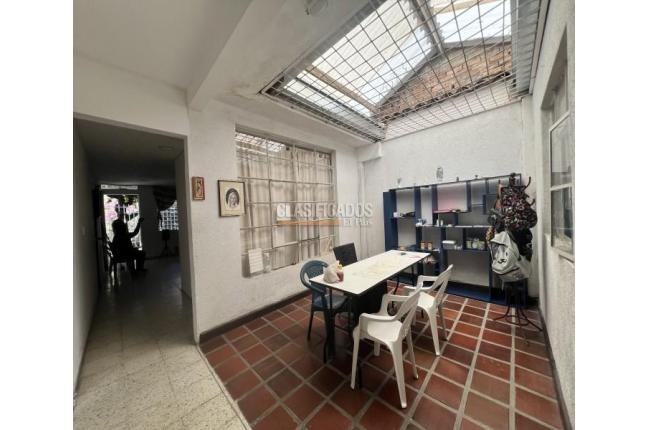 Casas, Alquiler, Santa Isabel - $3.600.000