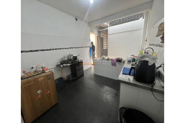 Casas, Alquiler, Santa Isabel - $3.600.000
