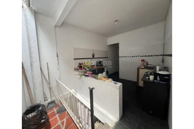 Casas, Alquiler, Santa Isabel - $3.600.000