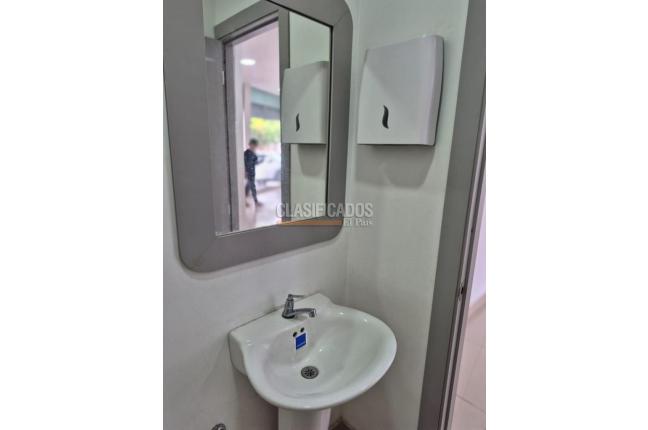 Locales y Bodegas, Alquiler, Barranquilla - $480.000.000