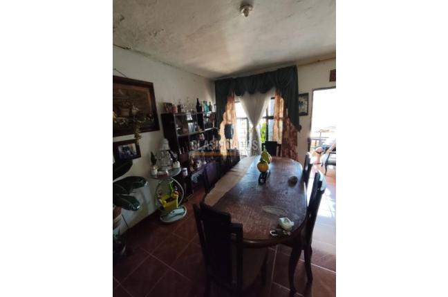 Casas, Venta, Comuneros - $260.000.000