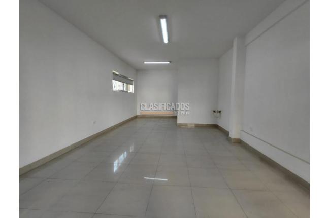 Locales y Bodegas, Alquiler, Versalles - $2.500.000