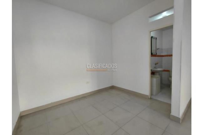 Locales y Bodegas, Alquiler, Versalles - $2.500.000