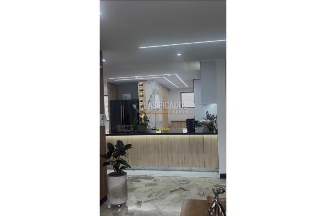 Apartamentos, Venta, Versalles - $590.000.000