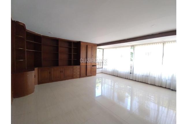 Casas, Alquiler, San Joaquín - $5.500.000