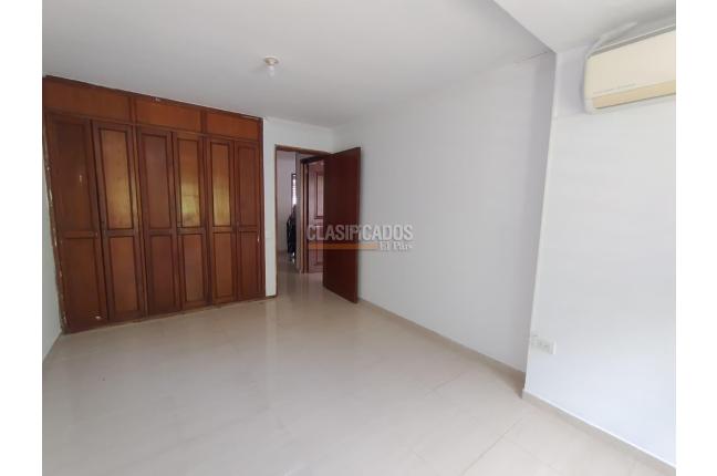 Casas, Alquiler, San Joaquín - $5.500.000