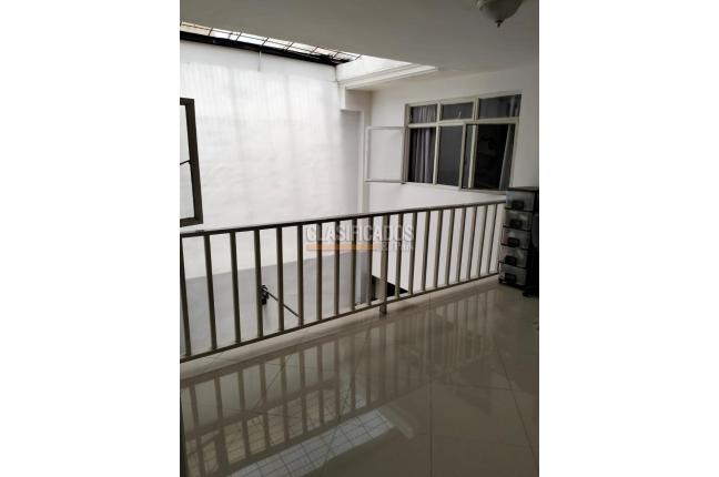 Casas, Alquiler, Santa Rita - $15.000.000