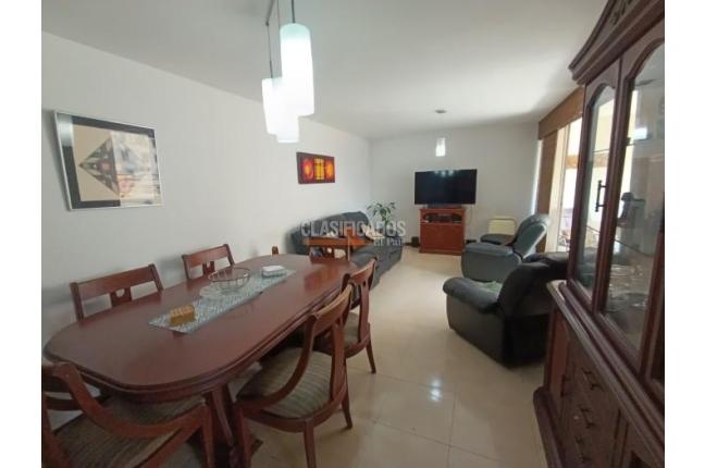 Apartamentos, Venta en La Flora