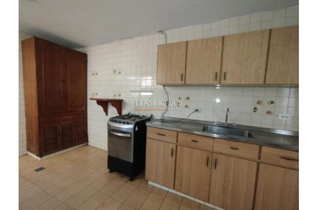 Apartamentos, Alquiler, Versalles - $1.840.000