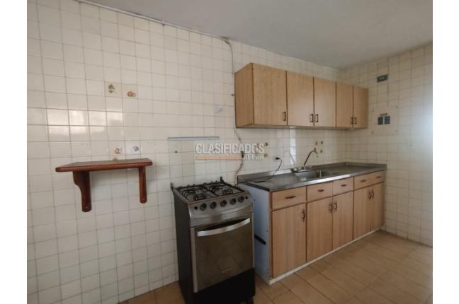 Apartamentos, Alquiler, Versalles - $1.840.000