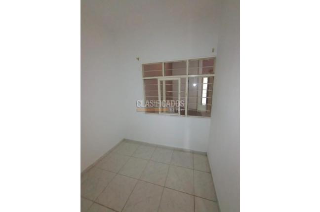 Apartamentos, Alquiler, Cristóbal Colón - $830.000