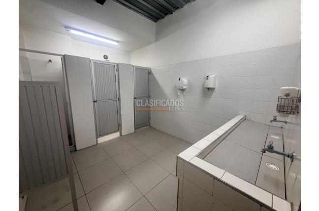 Locales y Bodegas, Alquiler, Evaristo García - $12.000.000