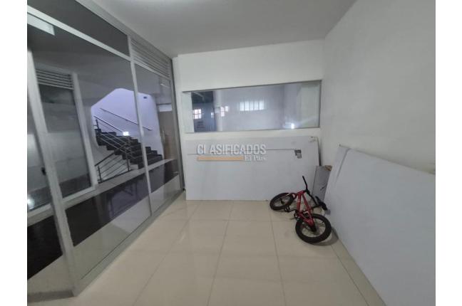 Locales y Bodegas, Alquiler, Bogotá - $2.450.000