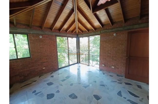 Casas, Venta, Yumbo - $2.100.000.000