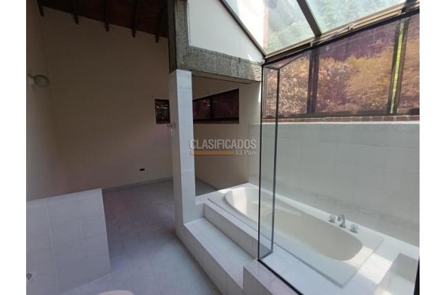 Casas, Venta, Yumbo - $2.100.000.000