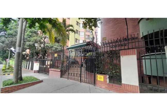 Apartamentos, Venta en Las Quintas de Don Simón