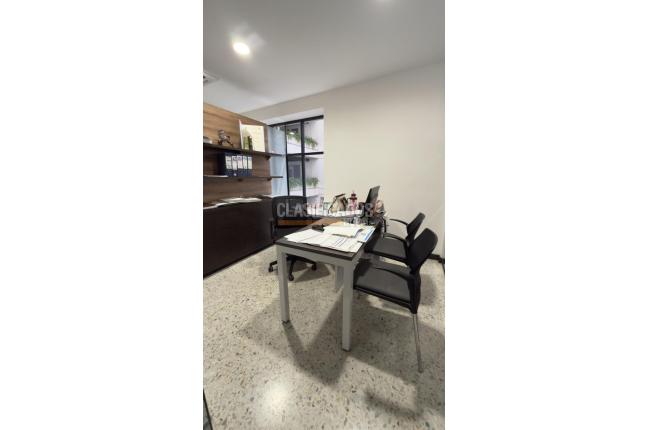 Oficinas y Consultorios, Alquiler, Centenario - $19.600.000