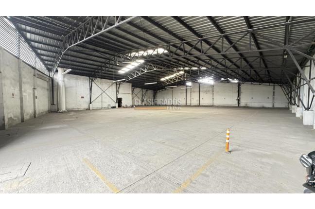 Locales y Bodegas, Alquiler, Santander - $26.400.000