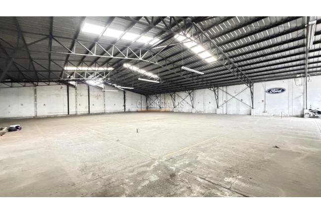 Locales y Bodegas, Alquiler, Santander - $26.400.000