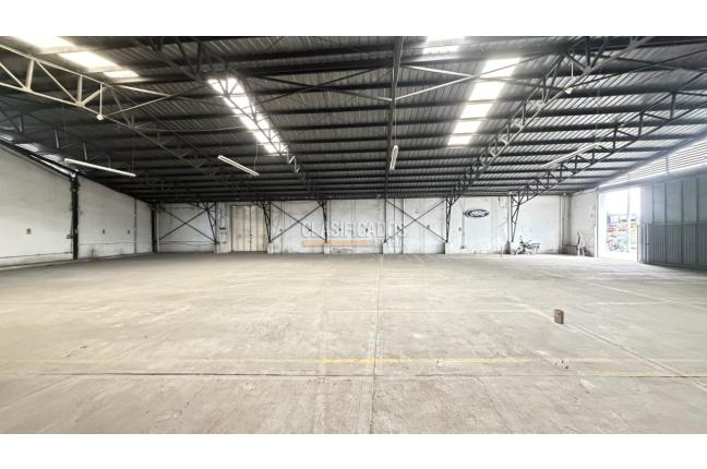 Locales y Bodegas, Alquiler, Santander - $26.400.000