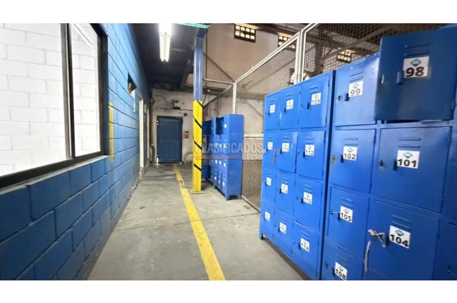 Locales y Bodegas, Alquiler, Flora Industrial - $80.000.000