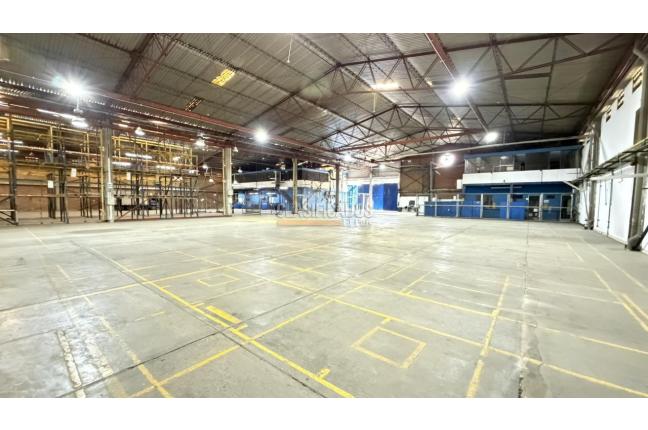 Locales y Bodegas, Alquiler, Flora Industrial - $80.000.000