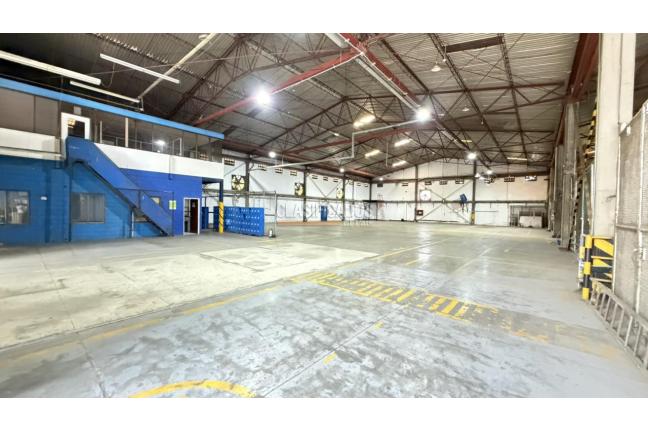 Locales y Bodegas, Alquiler, Flora Industrial - $80.000.000