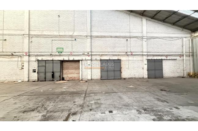 Locales y Bodegas, Alquiler, Salomia - $80.000.000