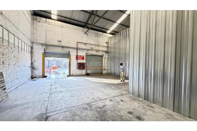 Locales y Bodegas, Alquiler, Salomia - $80.000.000