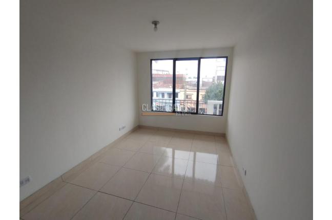 Apartamentos, Alquiler, Miraflores - $870.000