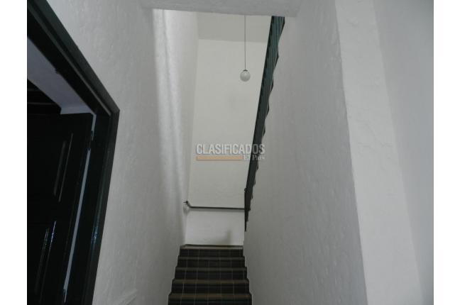 Casas, Alquiler, Centro Ccial Ciudad de Cali - $8.000.000