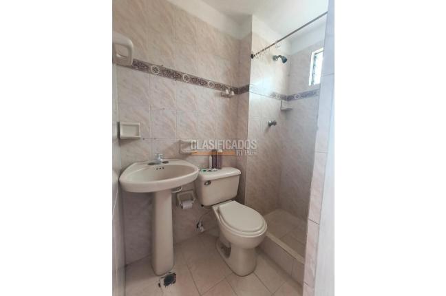 Apartamentos, Alquiler, Calimío - $650.000