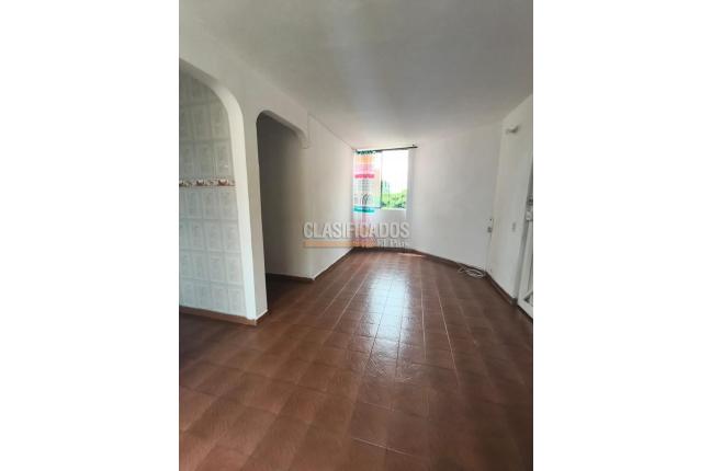 Apartamentos, Alquiler, Calimío - $650.000