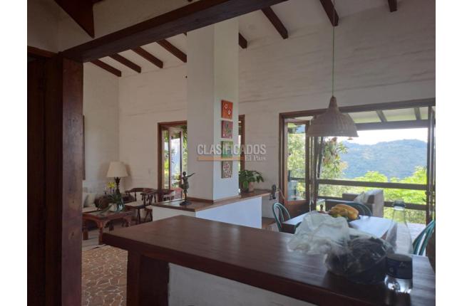 Casas, Alquiler, Dapa - $8.000.000