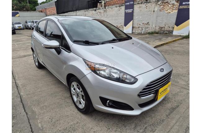 Ford Fiesta 2015 - $35.000.000