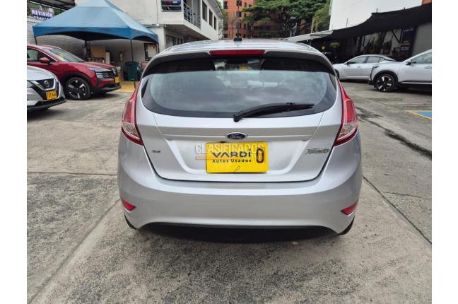 Ford Fiesta 2015 - $35.000.000
