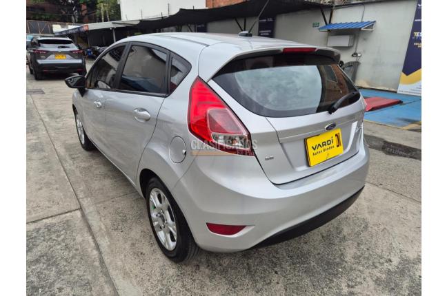 Ford Fiesta 2015 - $35.000.000