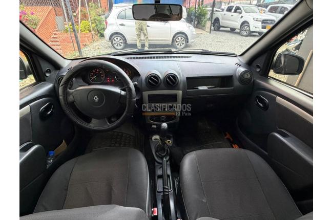 Renault Logan 2012