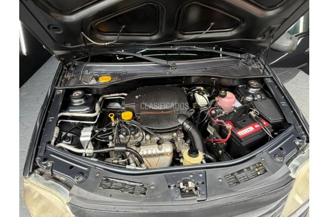 Renault Logan 2012