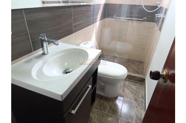 Casas, Venta, Álamos - $605.000.000