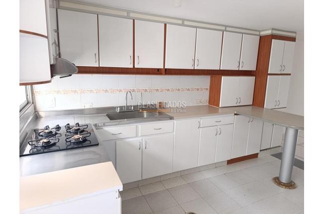 Casas, Venta, Prados del Norte - $610.000.000