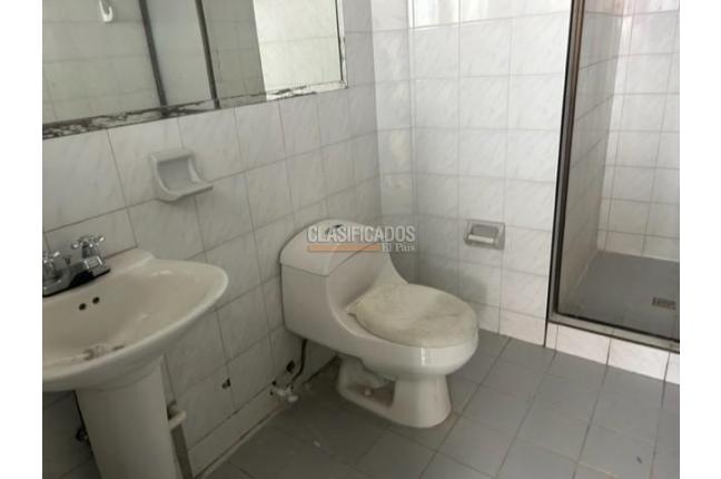 Casas, Venta, Granada - $1.500.000.000