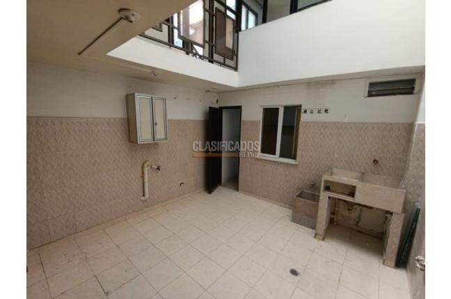 Casas, Venta, La Merced - $680.000.000