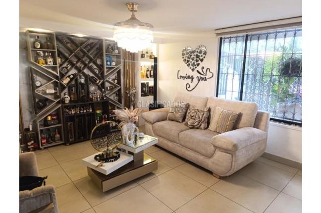 Casas, Venta, Prados del Norte - $680.000.000