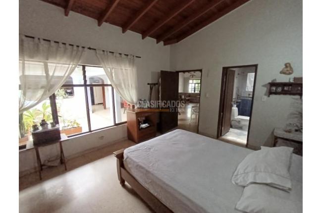 Casas, Venta, Prados del Norte - $730.000.000
