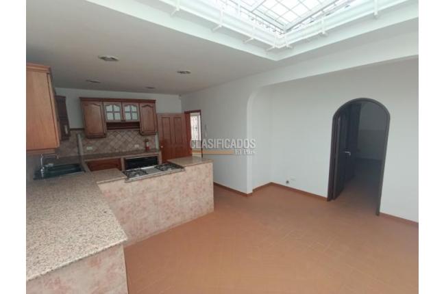 Casas, Venta, Prados del Norte - $750.000.000